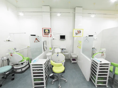 アクロスみなみ野歯科診療チェア